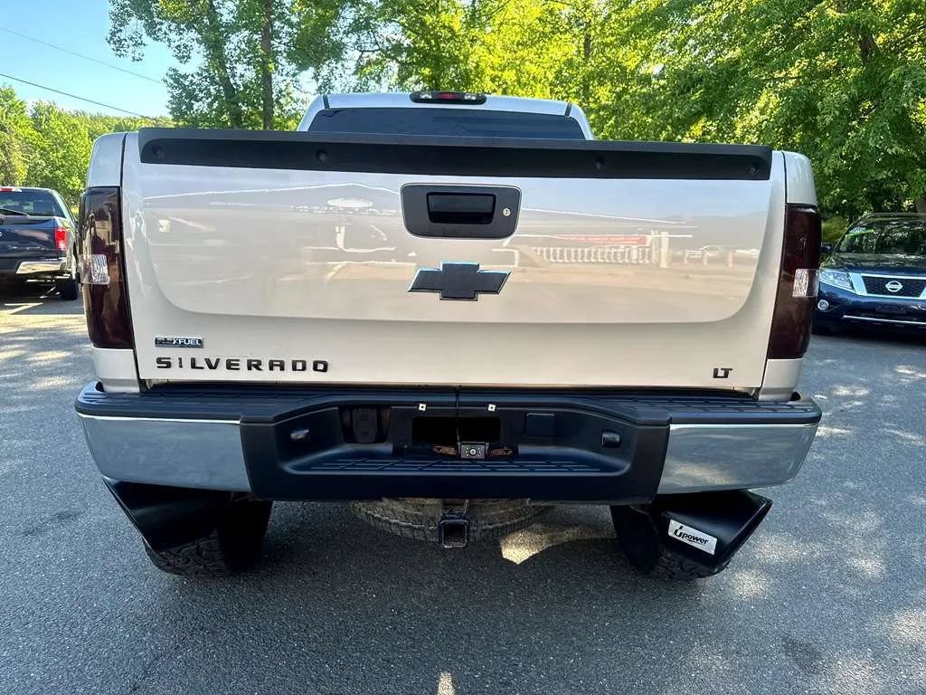 Used 2009 Chevrolet Silverado 1500 LT w/ Power Pack Plus AWD/4WD image 6