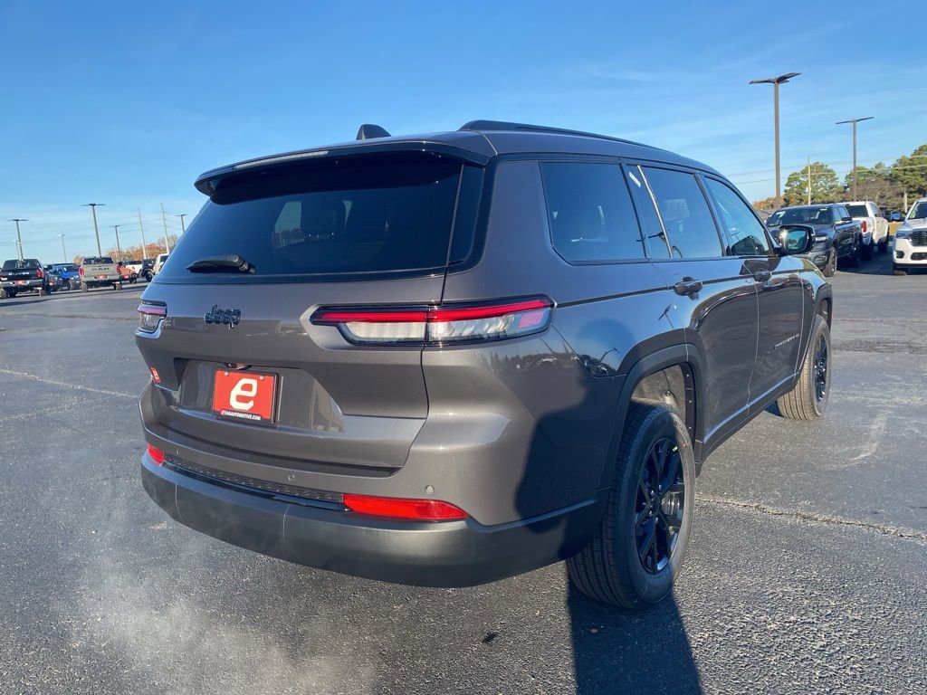 New 2025 Jeep Grand Cherokee L Altitude image 7