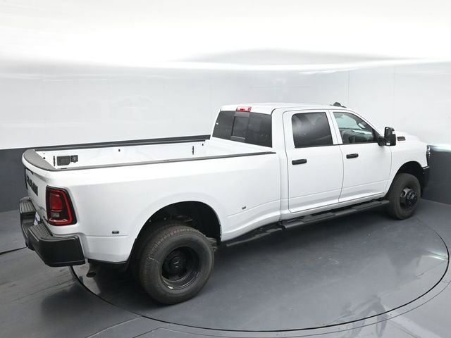 New 2026 RAM 3500 Tradesman AWD/4WD image 40