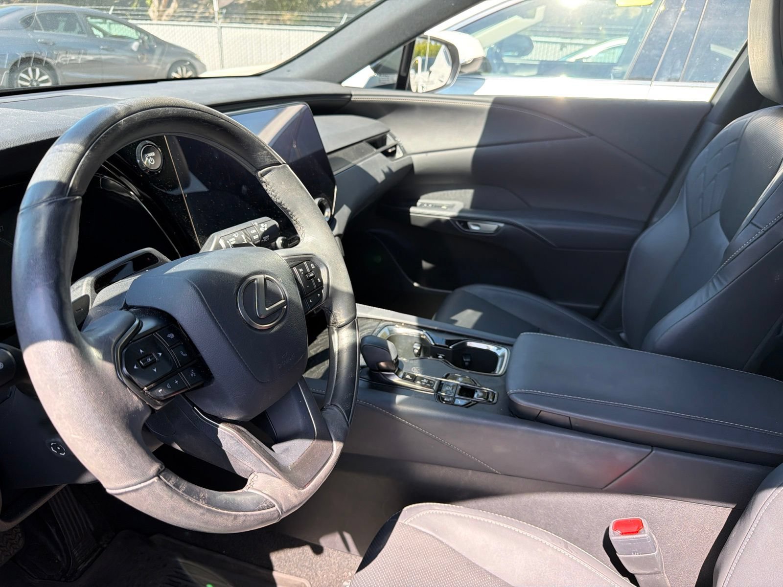 Used 2023 Lexus RX 350h AWD/4WD image 9