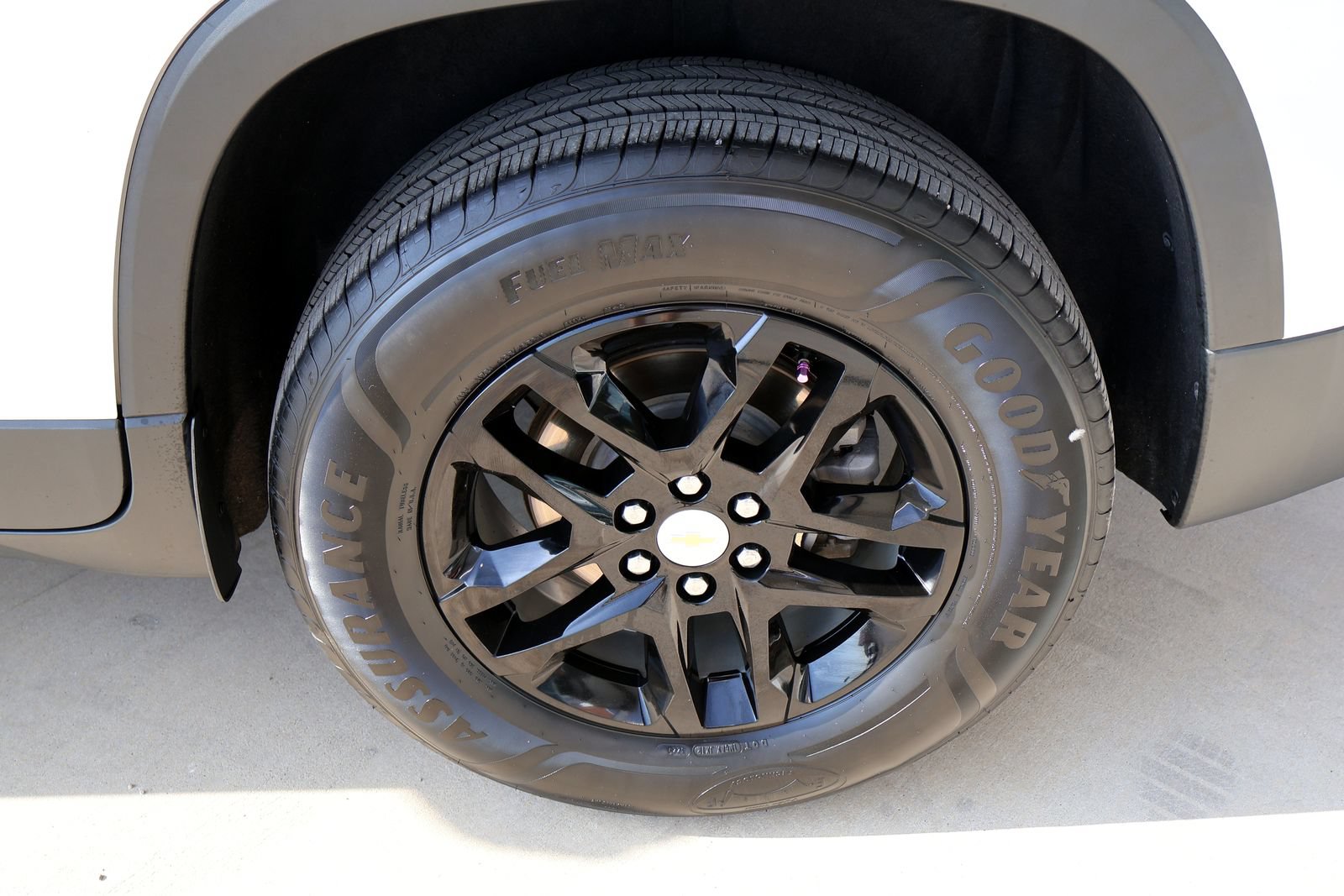 Used 2021 Chevrolet Traverse LT FWD image 10