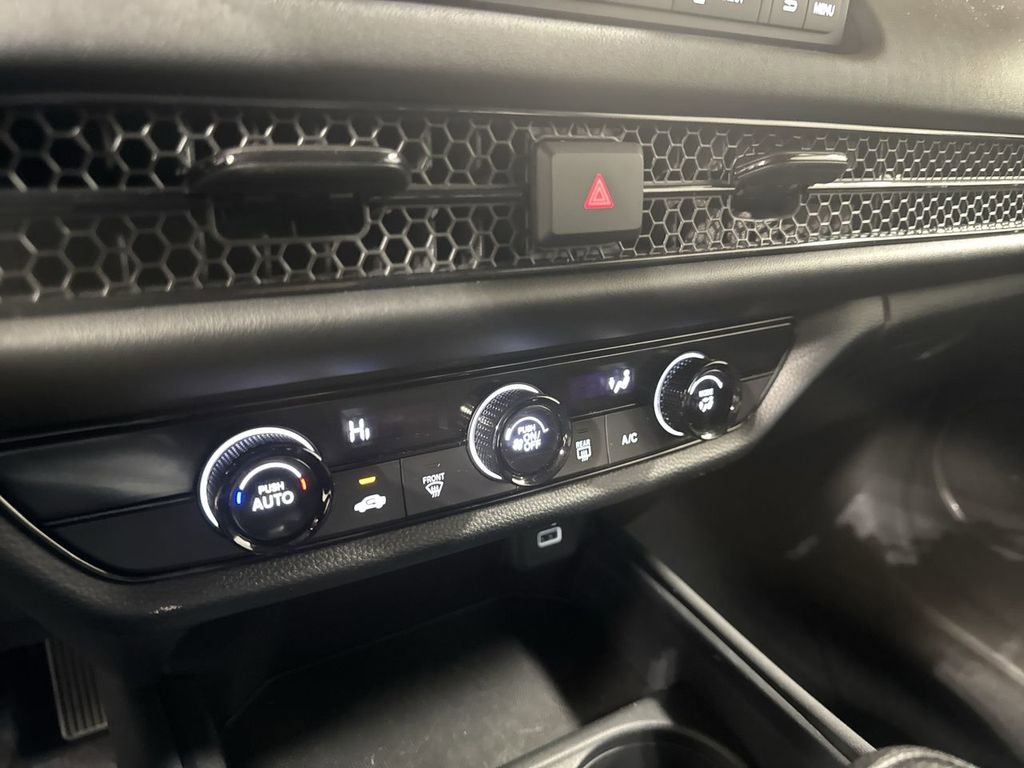 Used 2023 Honda HR-V LX image 26
