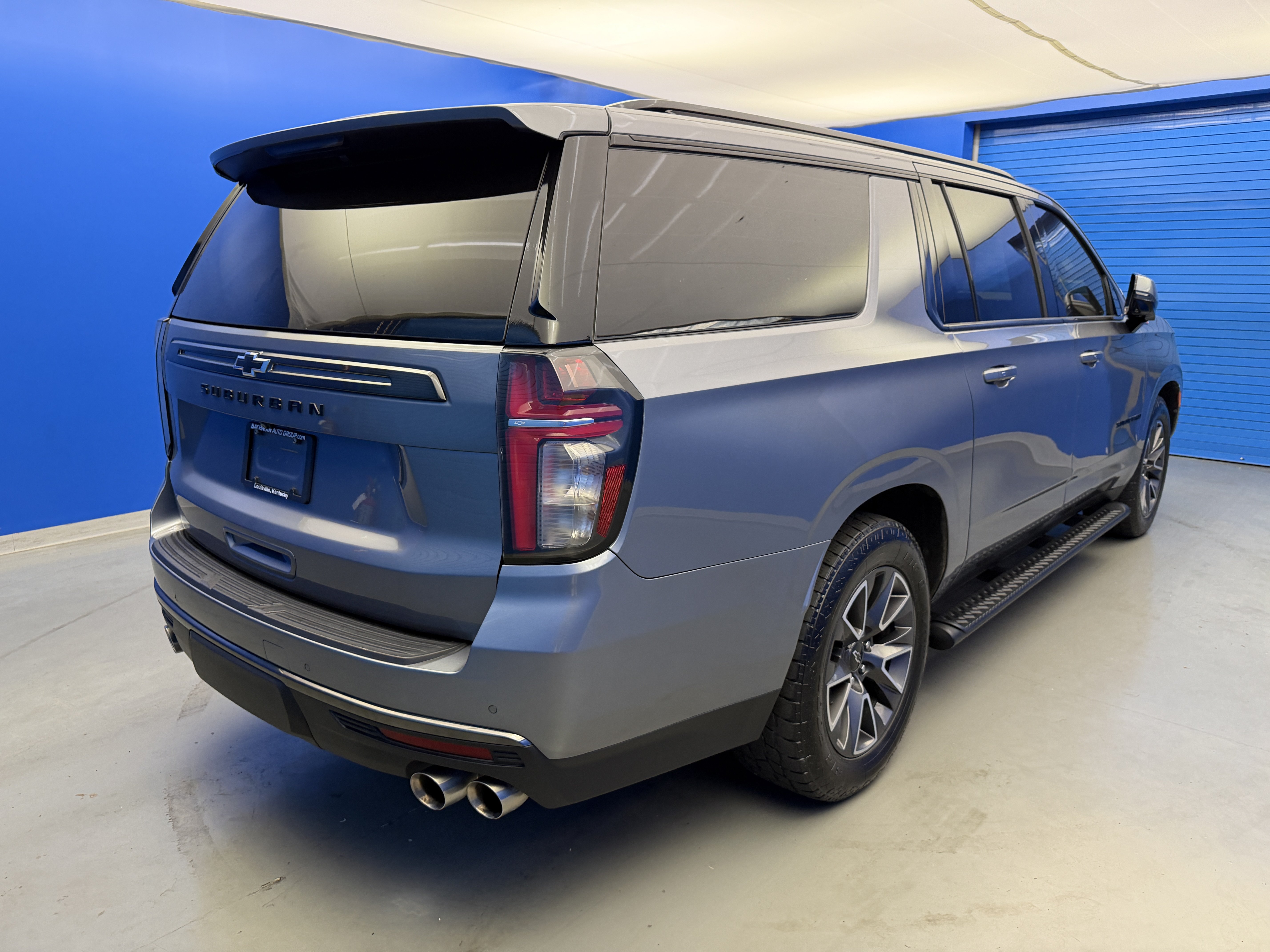 Used 2022 Chevrolet Suburban Z71 w/ Z71 Off-Road Package AWD/4WD image 7