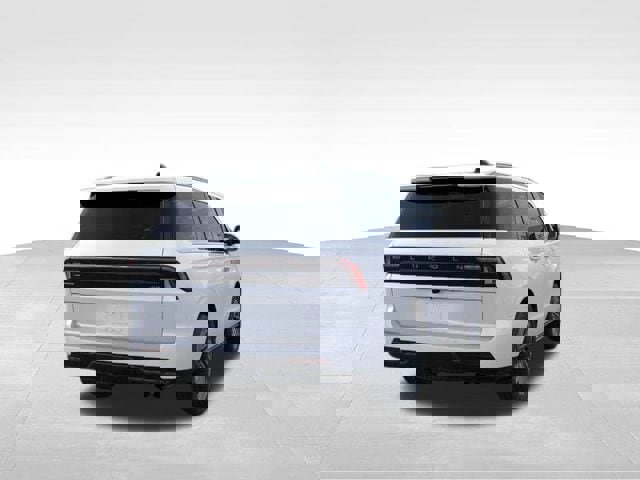 New 2025 Lincoln Navigator Reserve image 31