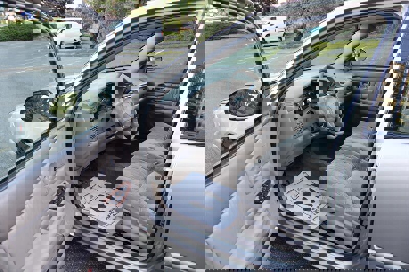 Used 2003 Buick Century Custom image 5