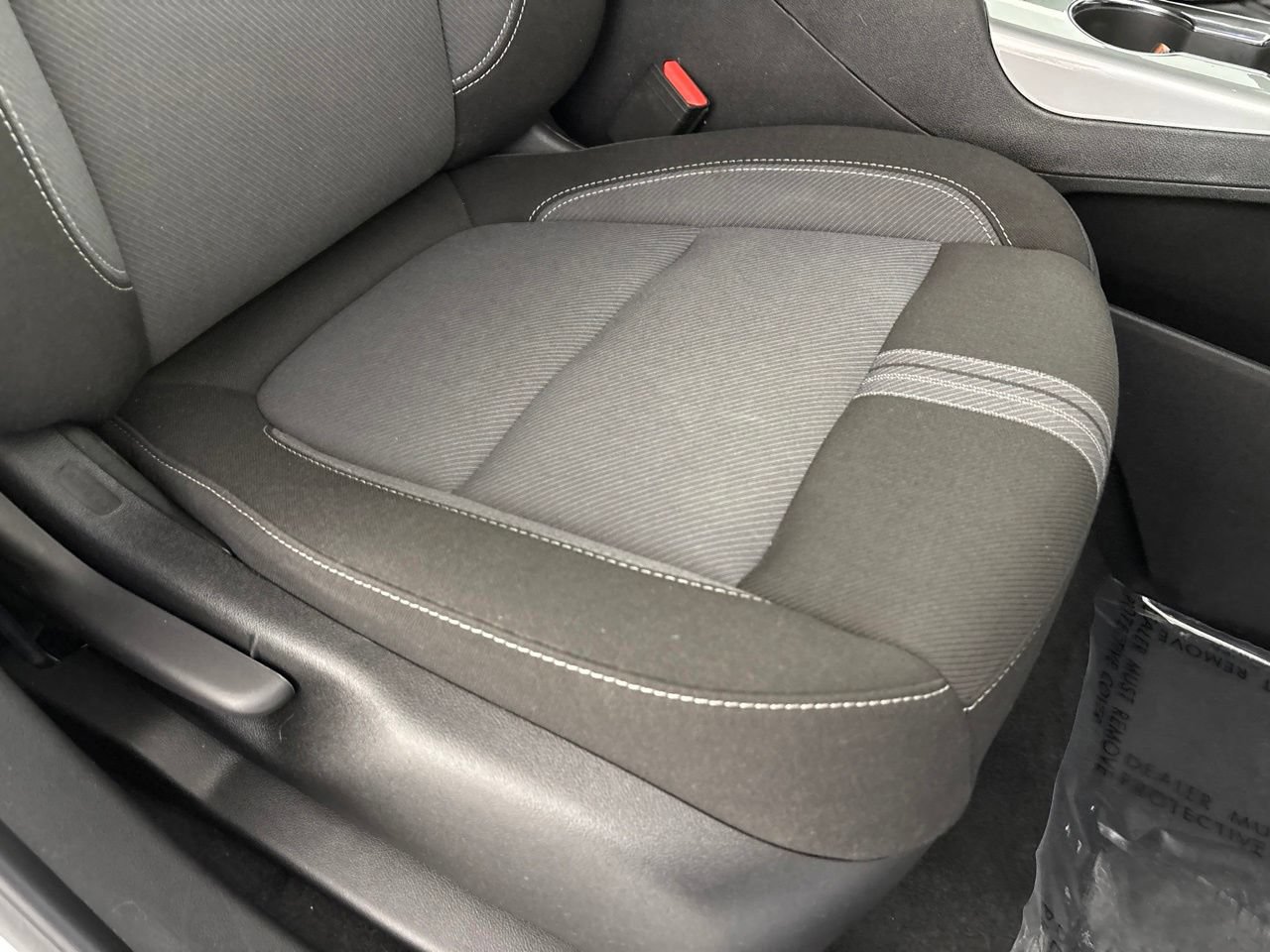 Used 2025 Chevrolet Blazer LT FWD image 29