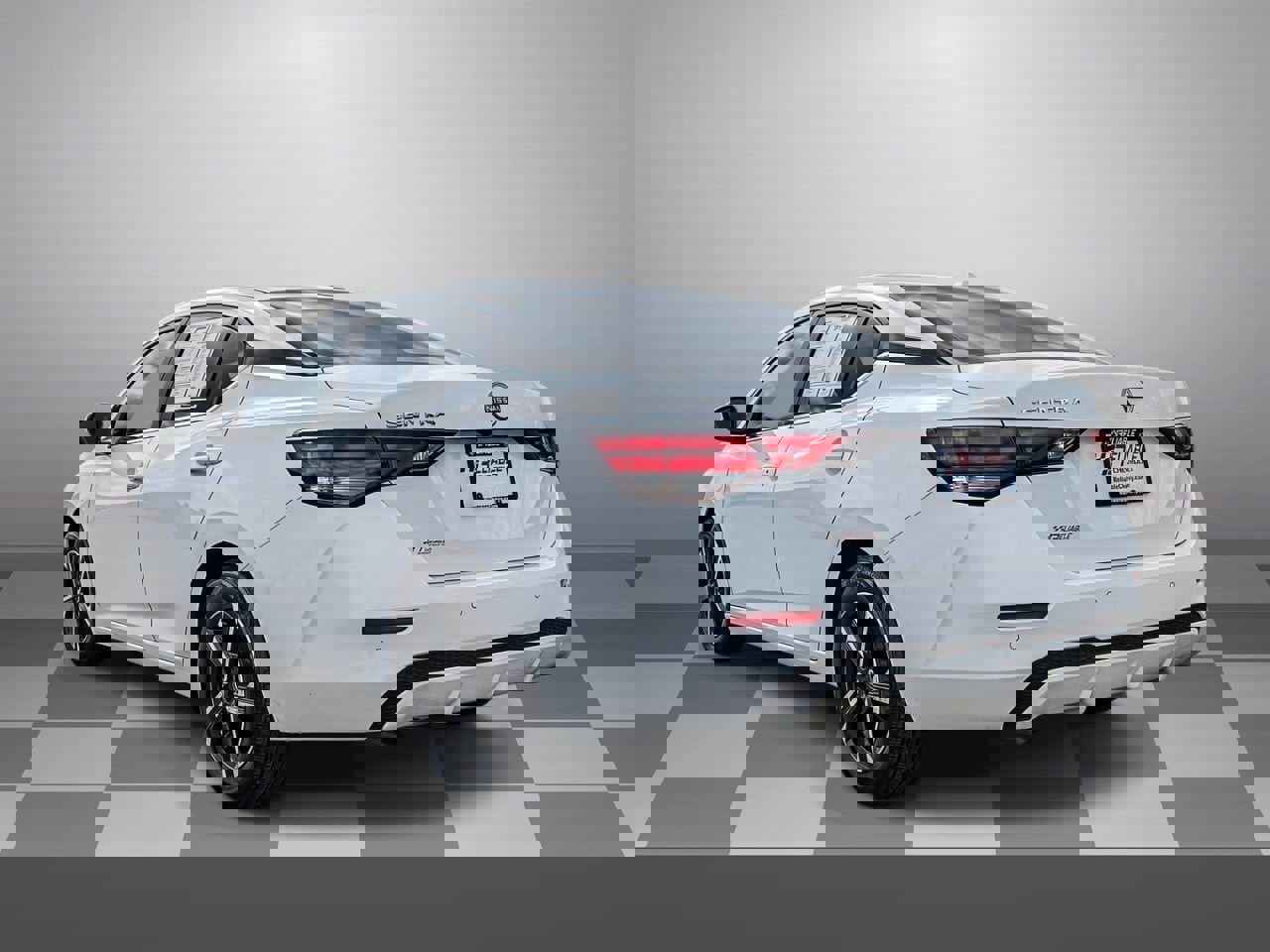 Used 2025 Nissan Sentra SV image 4