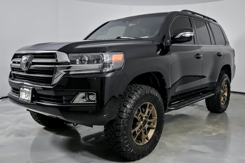Used 2020 Toyota Land Cruiser Heritage Edition AWD/4WD image 5