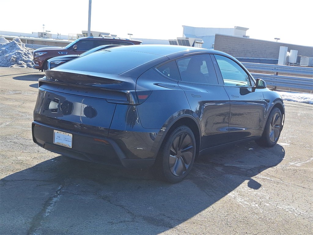 Used 2026 Tesla Model Y 2WD image 5