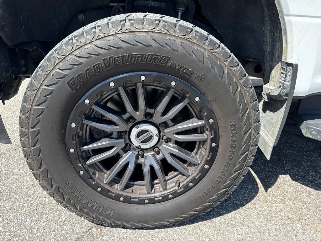 Used 2022 Ford F350 Lariat w/ Chrome Package AWD/4WD image 3