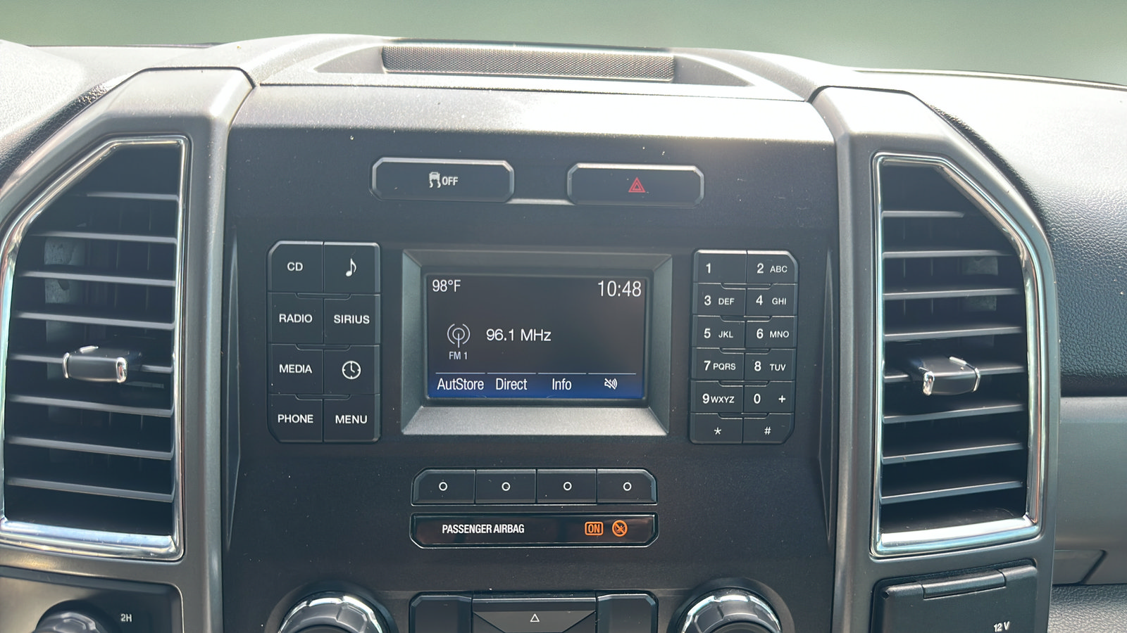 Used 2017 Ford F250 XLT w/ XLT Value Package AWD/4WD image 11