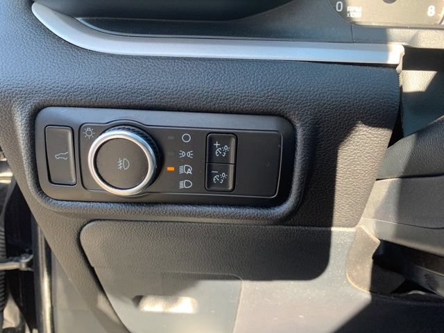 Used 2023 Ford Explorer XLT w/ Equipment Group 202A AWD/4WD image 25