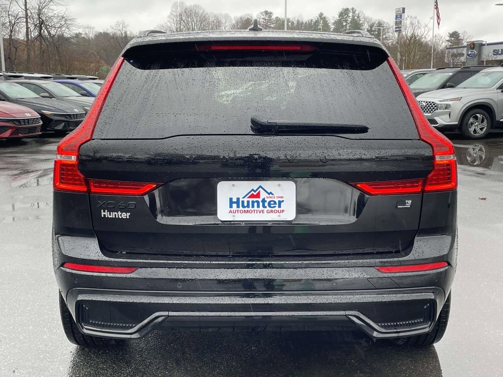 Used 2024 Volvo XC60 T8 Ultimate w/ Climate Package image 27