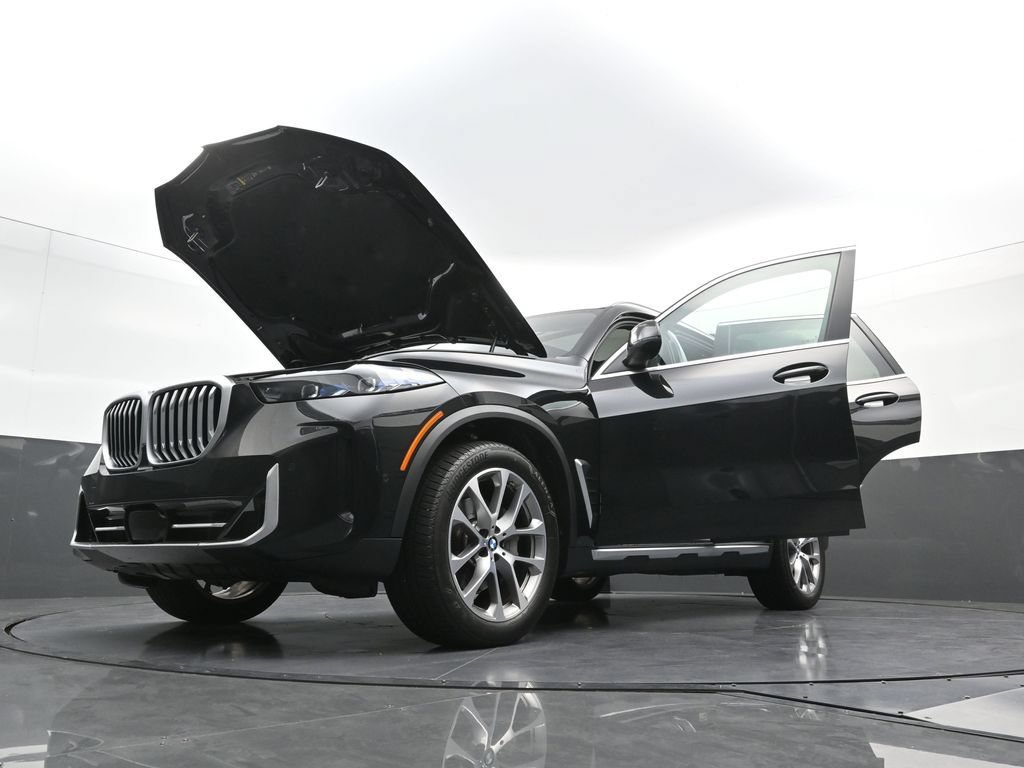 Used 2026 BMW X5 xDrive40i AWD/4WD image 40