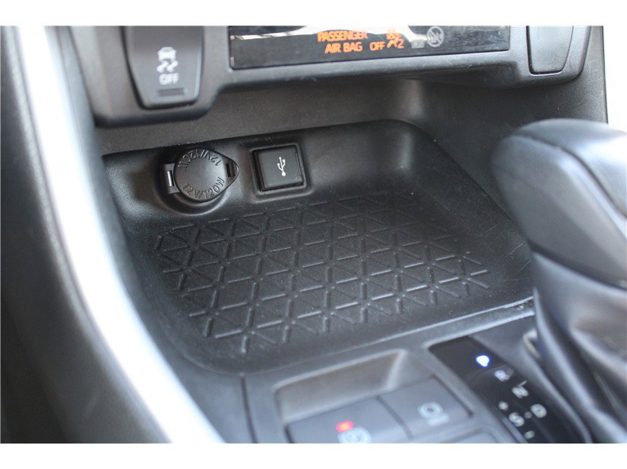 Used 2020 Toyota RAV4 LE w/ All Weather Liner Package image 24