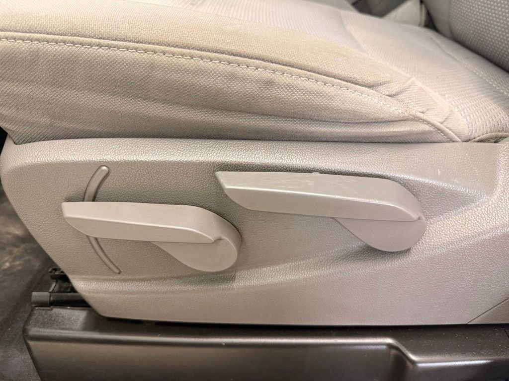 Used 2018 Chevrolet Silverado 3500 W/T w/ WT Convenience Package image 16