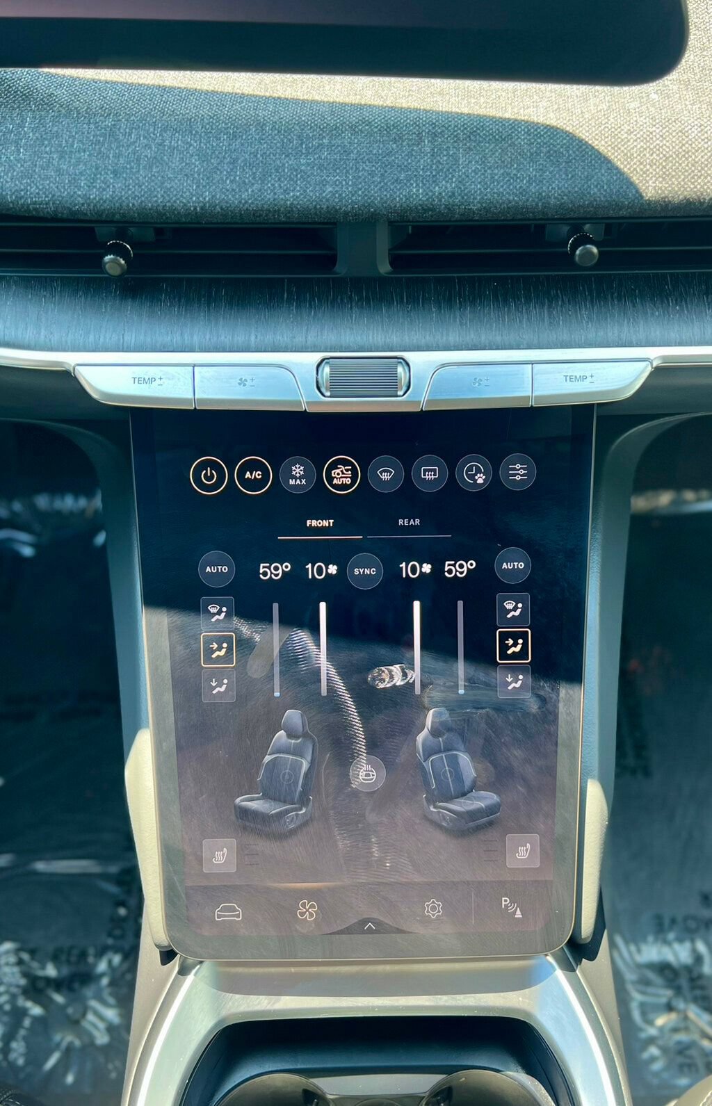 Used 2025 Lucid Air Pure RWD image 33
