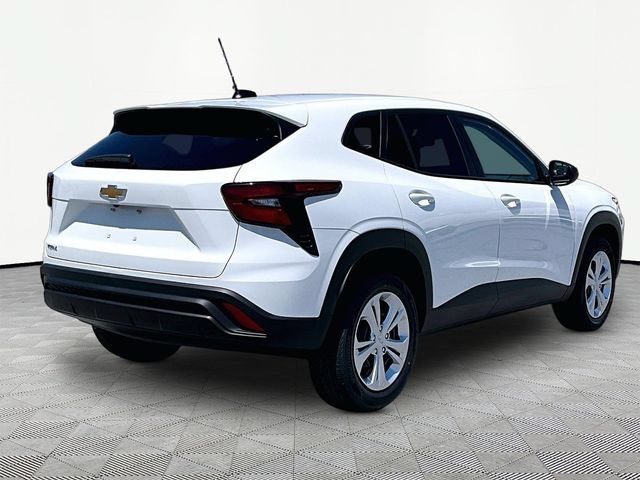 New 2026 Chevrolet Trax LS FWD image 6