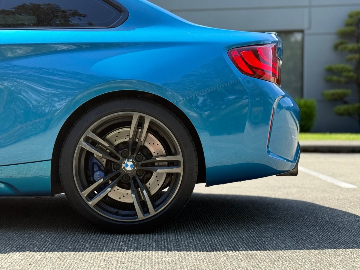 Used 2017 BMW M2 RWD image 8