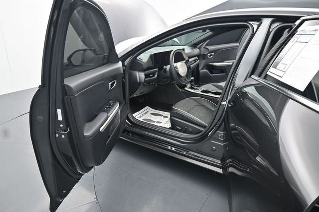Used 2025 Kia K4 GT-Line w/ GT-Line Sunroof Package FWD image 14