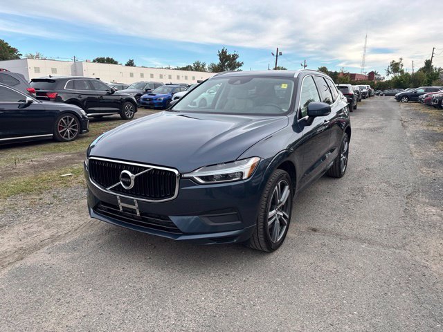 Used 2020 Volvo XC60 T6 Momentum w/ Protection Package Premier AWD/4WD image 2