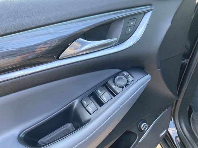 Used 2021 Buick Enclave Essence w/ Sport Touring Edition FWD image 22