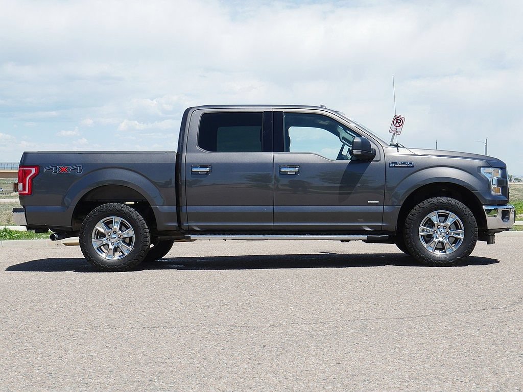 Used 2017 Ford F150 XLT w/ Equipment Group 302A Luxury AWD/4WD image 7
