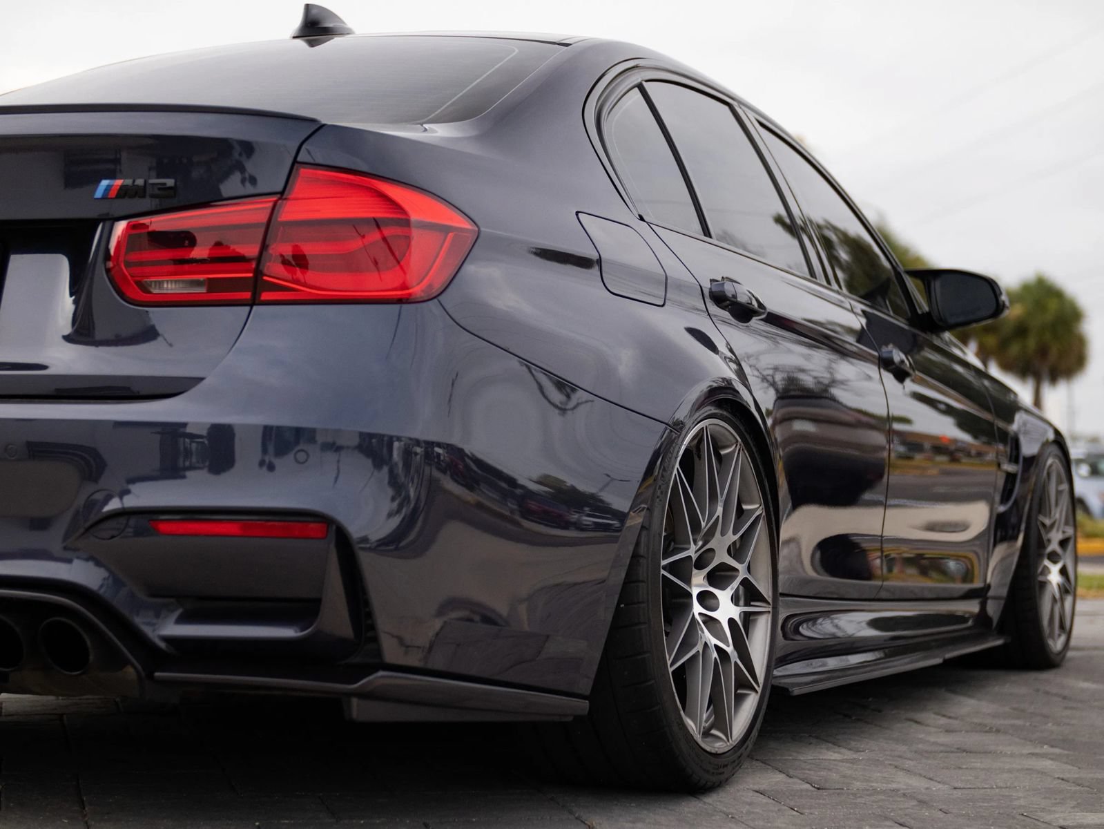 Used 2017 BMW M3 RWD image 17