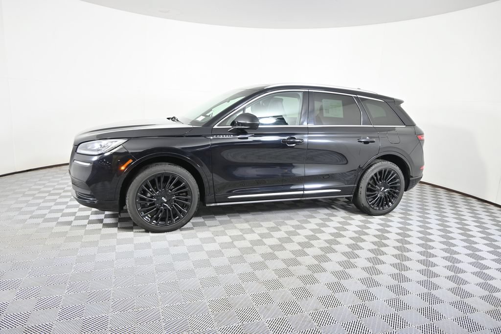 Used 2022 Lincoln Corsair Reserve AWD/4WD image 2