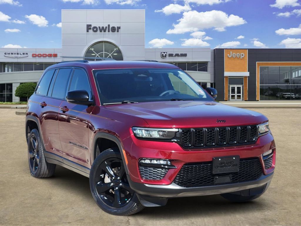 Used 2023 Jeep Grand Cherokee Limited w/ Black Appearance Package image 1