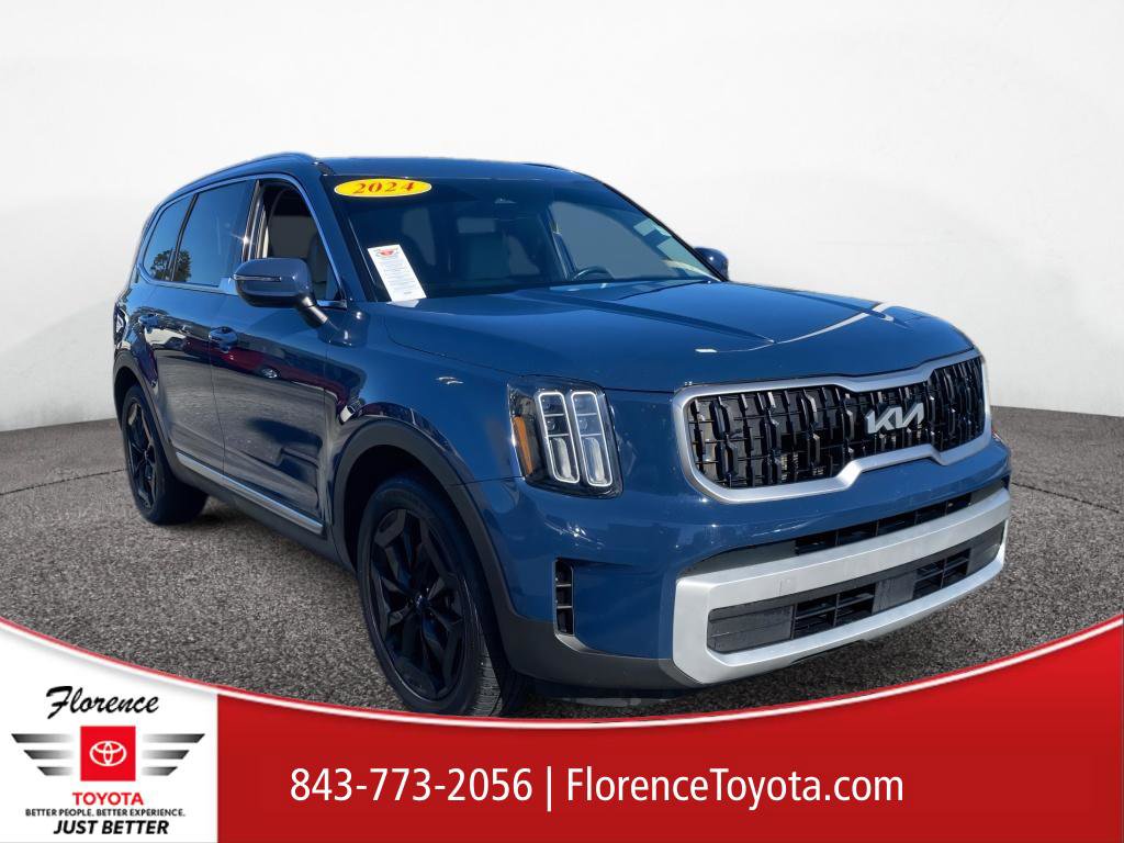 Used 2024 Kia Telluride EX w/ EX Captain's Chair Package image 1
