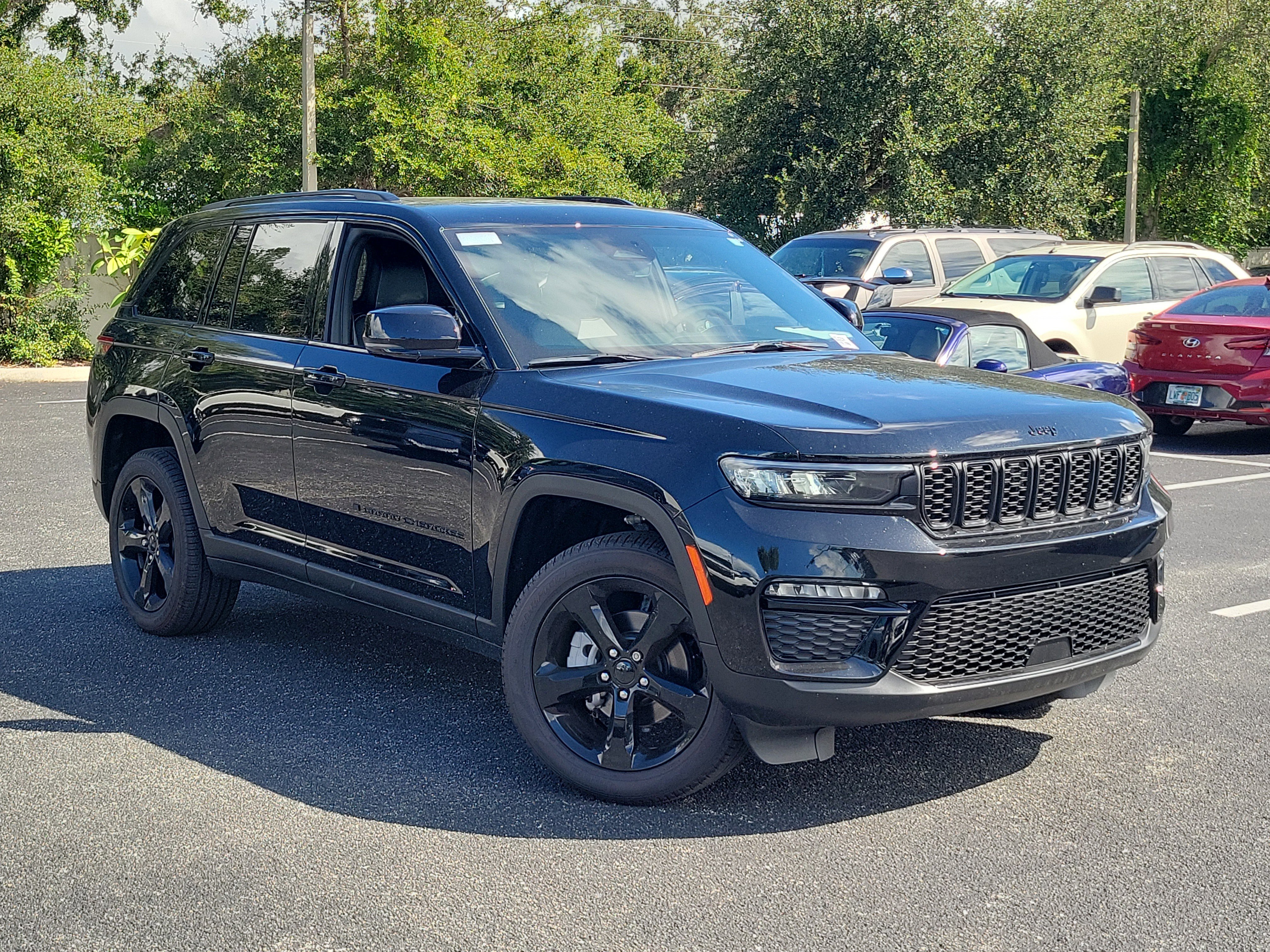 New 2025 Jeep Grand Cherokee Limited w/ Black Appearance Package video 1