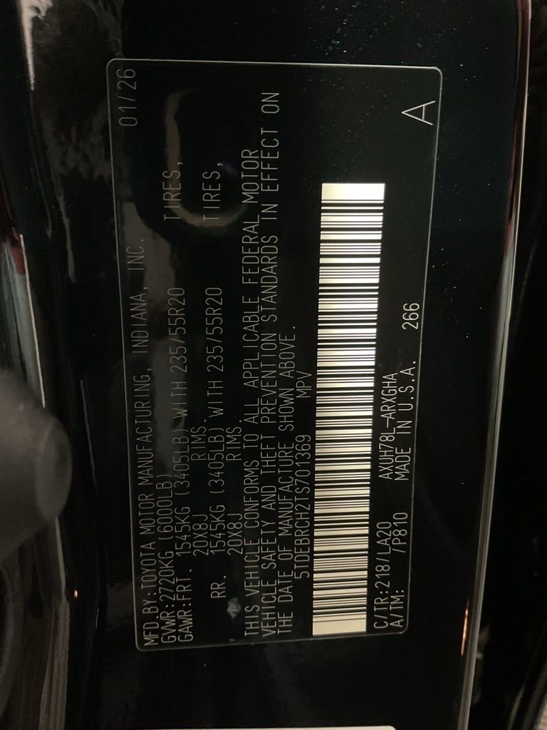 New 2026 Toyota Highlander Platinum image 40