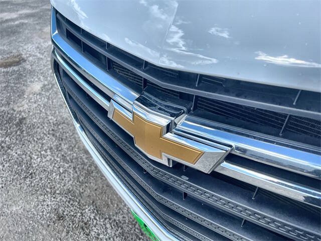 Used 2021 Chevrolet Traverse LS FWD image 29
