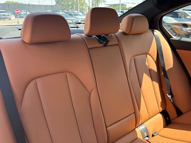 Certified 2024 BMW 330i xDrive Sedan w/ Premium Package AWD/4WD image 32
