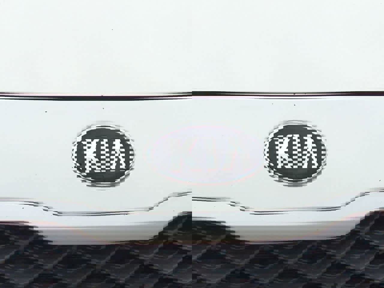 Used 2021 Kia Forte LXS image 11