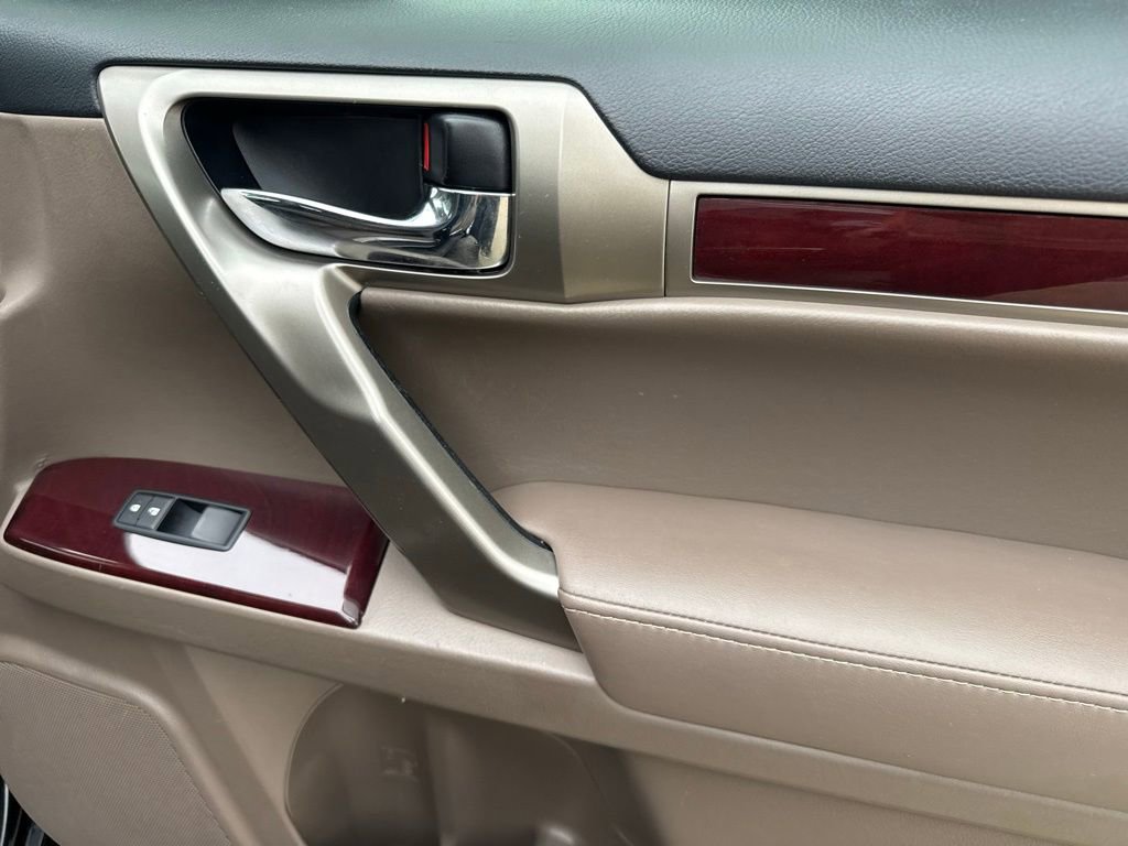 Used 2019 Lexus GX 460 Premium AWD/4WD image 37