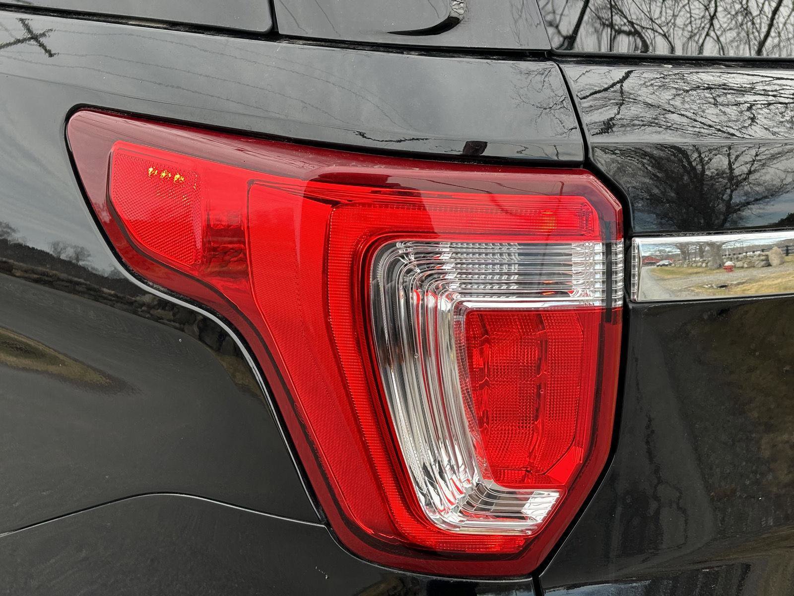 Used 2018 Ford Explorer 4WD image 23