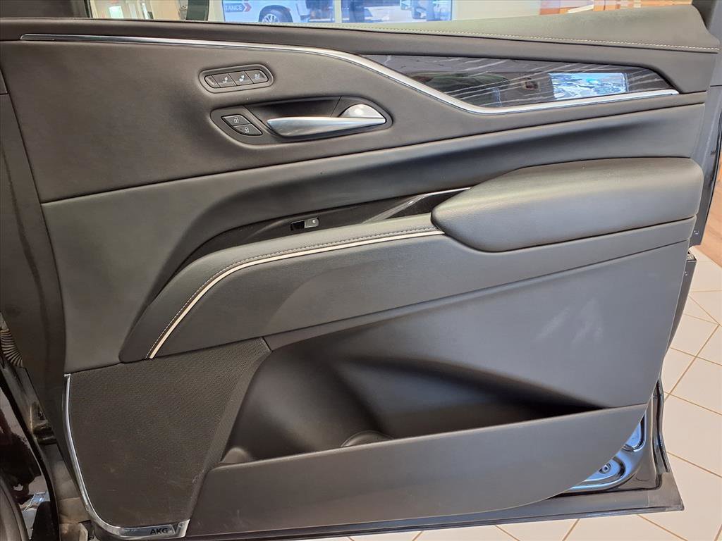 Used 2023 Cadillac Escalade Sport image 12
