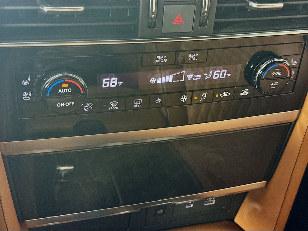 Used 2024 INFINITI QX80 Sensory AWD/4WD image 20