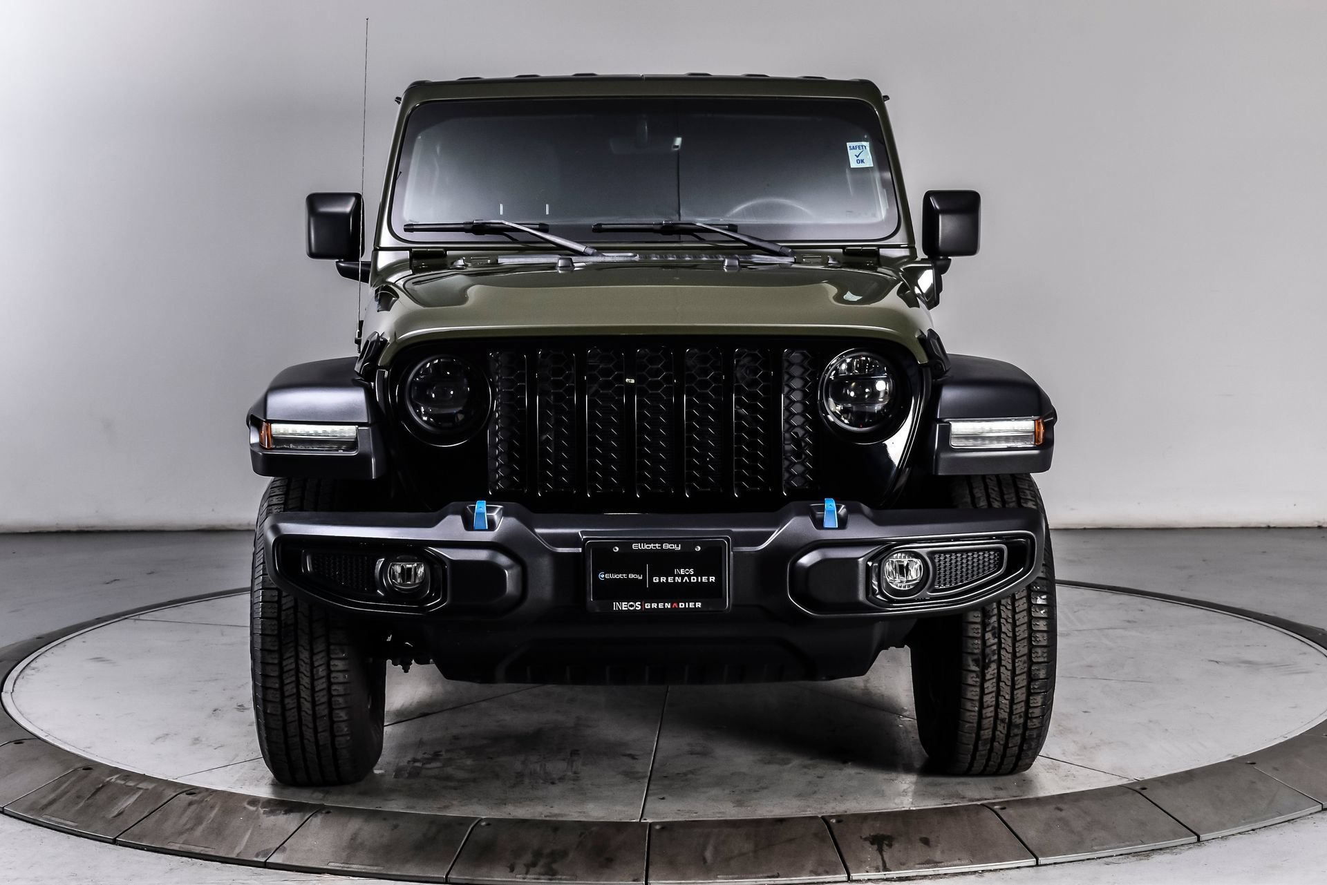 Used 2023 Jeep Wrangler Unlimited w/ 8.4" Radio Group AWD/4WD image 10