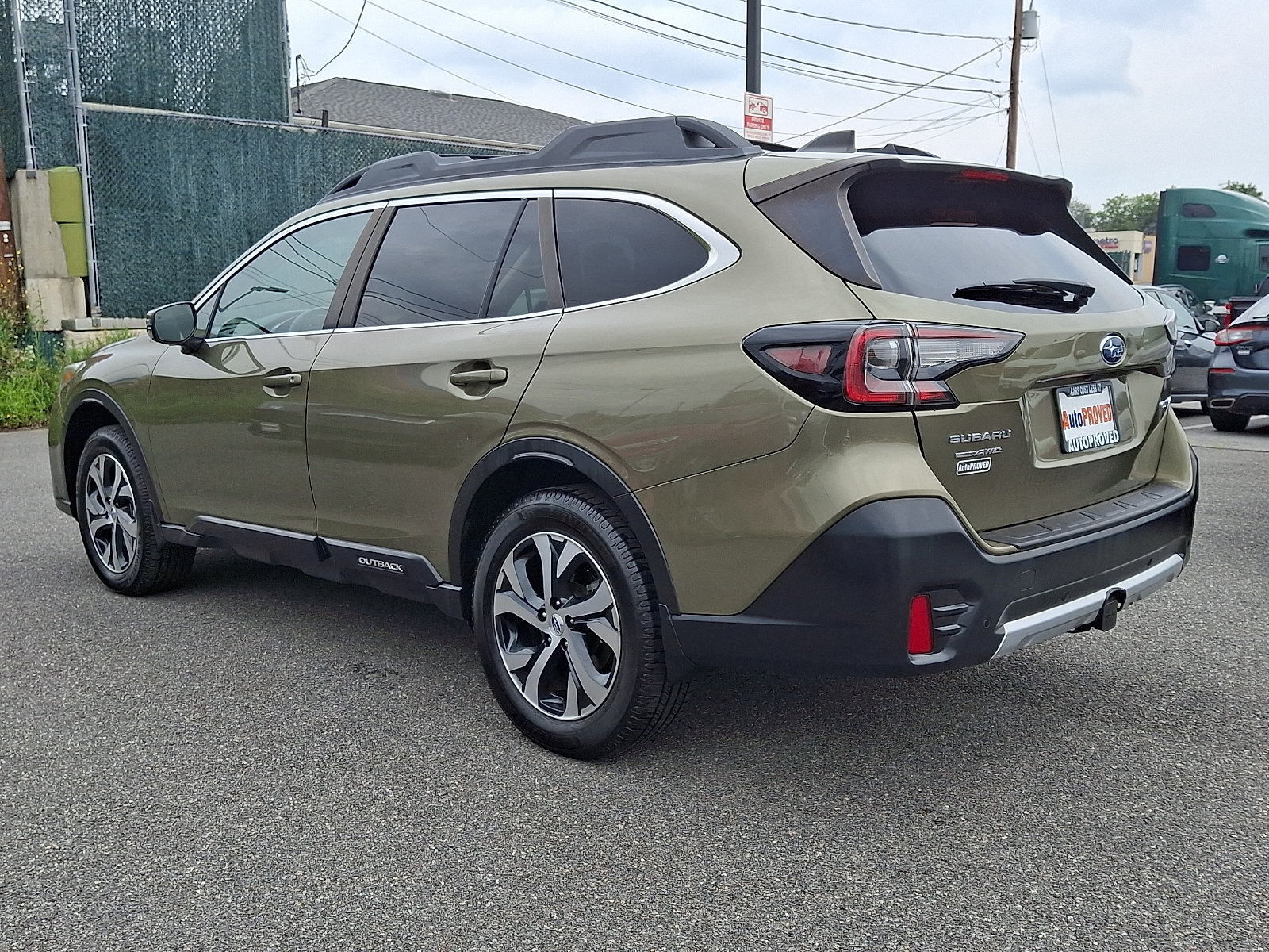 Used 2020 Subaru Outback Limited w/ Popular Package #2 AWD/4WD image 4