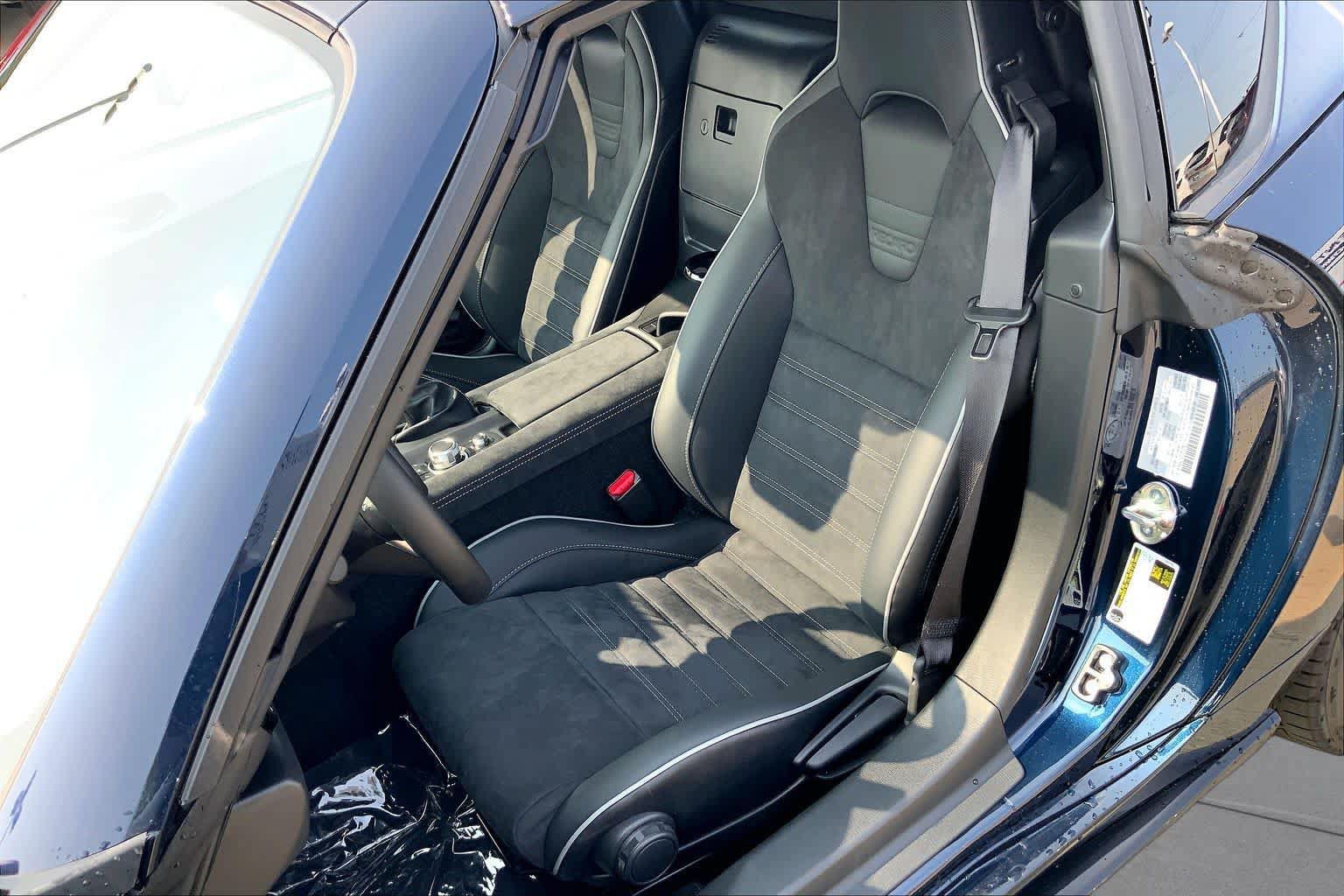 New 2026 MAZDA MX-5 Miata RF Club RWD image 9