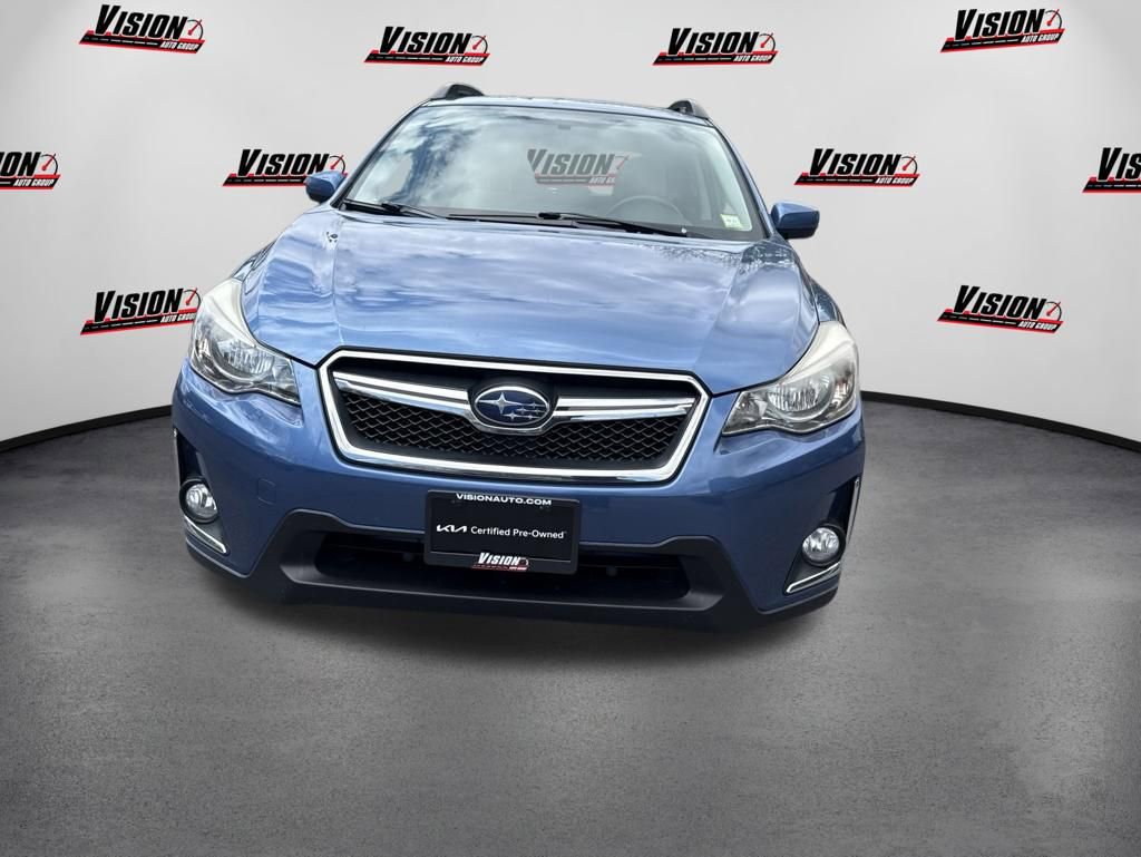Used 2016 Subaru Crosstrek 2.0i Premium AWD/4WD image 2