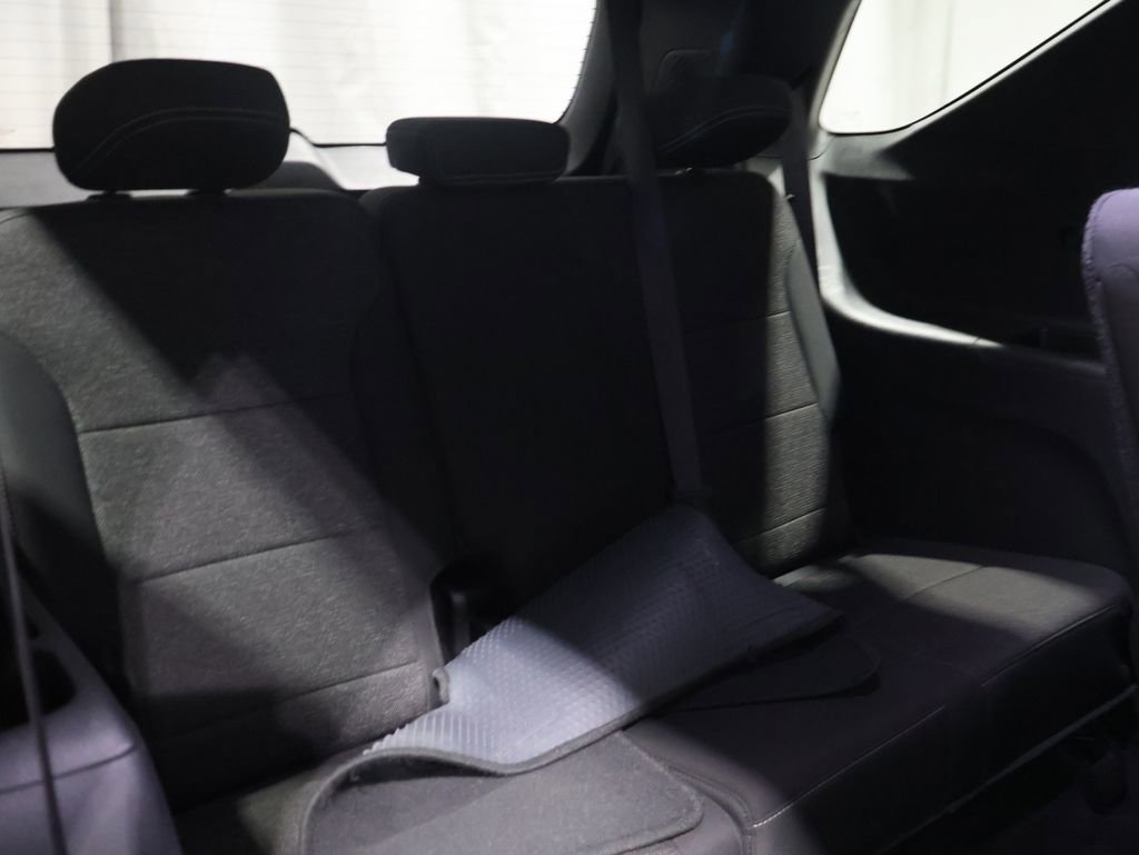 Used 2024 Chevrolet Traverse LT image 23