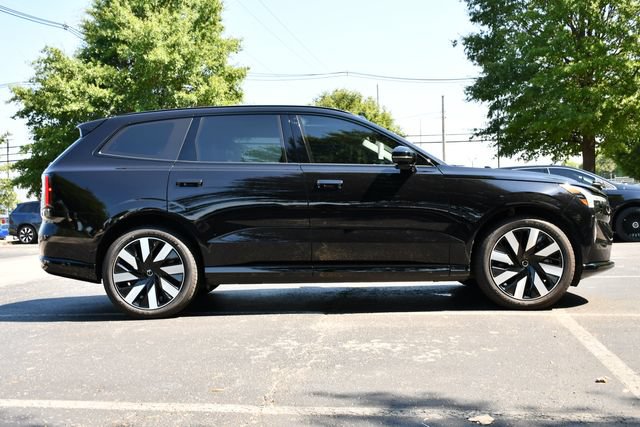 Certified 2025 Volvo EX90 Ultra AWD/4WD image 8