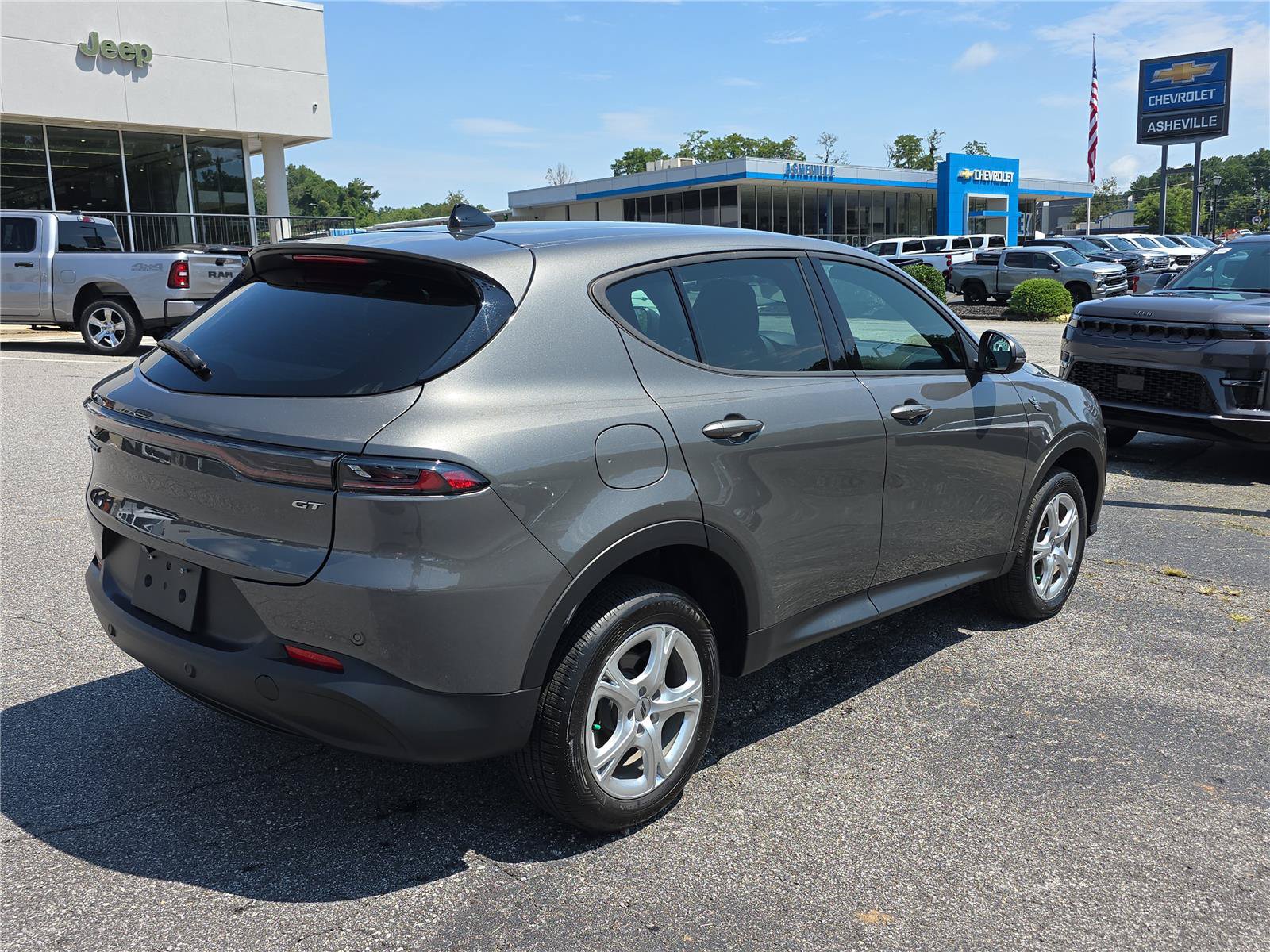 Used 2024 Dodge Hornet GT AWD/4WD image 3