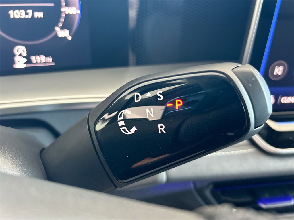 New 2026 Volkswagen Tiguan SE R-Line image 33