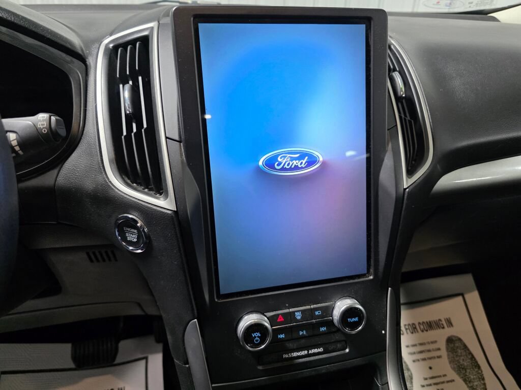 Used 2022 Ford Edge SE w/ Black Appearance Package AWD/4WD image 12