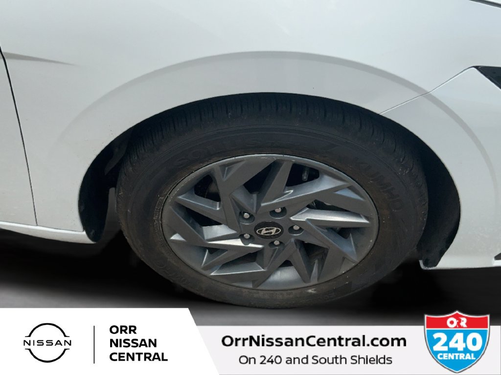 Used 2025 Hyundai Elantra Hybrid FWD image 9